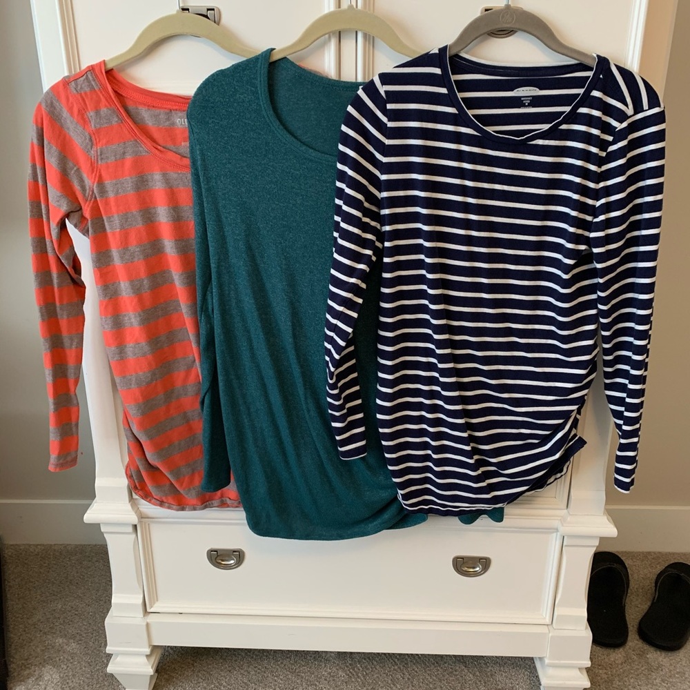 Old Navy maternity shirts